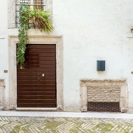 Maison Leonardo Al Ghetto شقة روما